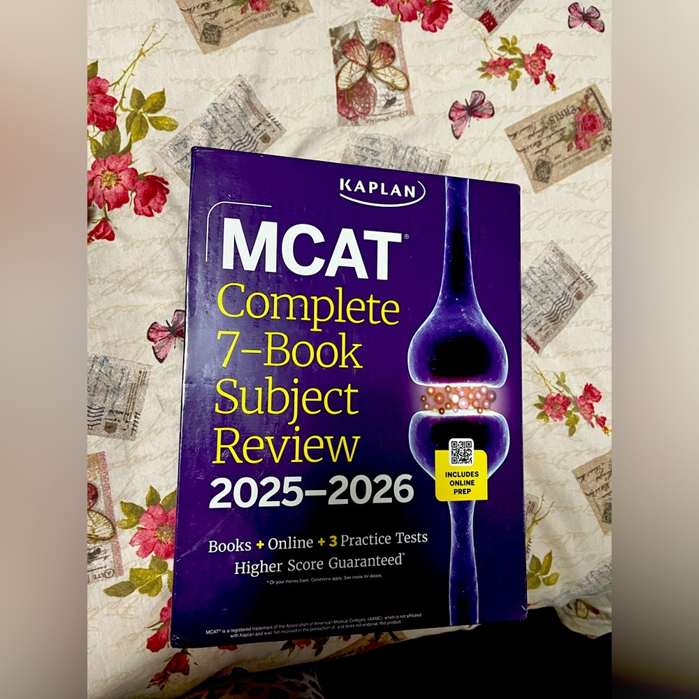 KAPLAN MCAT COMPLETE 7 BOOK SUBJECT REVIEWW 2025-2026 UNOPENED WITH CODE